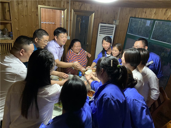 1622513014551139.jpg 今世康公司櫻桃采摘自助燒烤團(tuán)建活動10.jpg