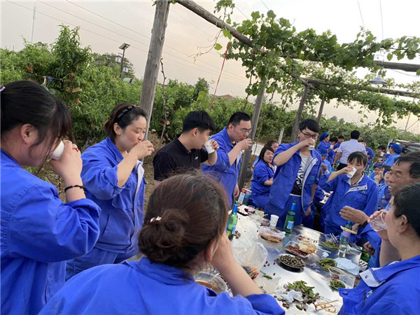 1622513057247009.jpg 今世康公司櫻桃采摘自助燒烤團(tuán)建活動13.jpg