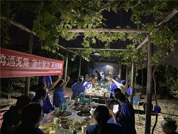 1622513094567797.jpg 今世康公司櫻桃采摘自助燒烤團(tuán)建活動15.jpg